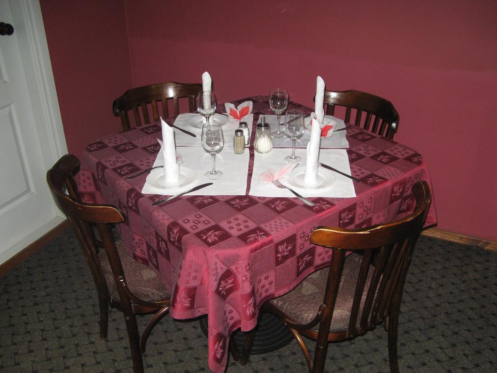 Daugavkrasti Hotel Jēkabpils 외부 사진