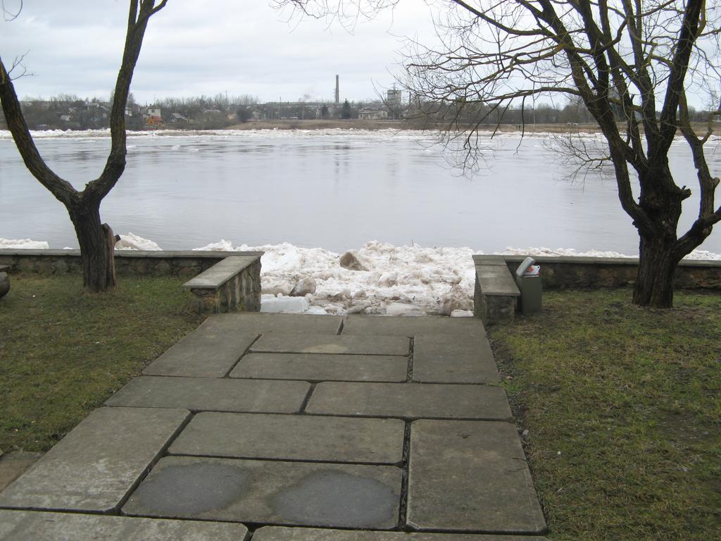 Daugavkrasti Hotel Jēkabpils 외부 사진
